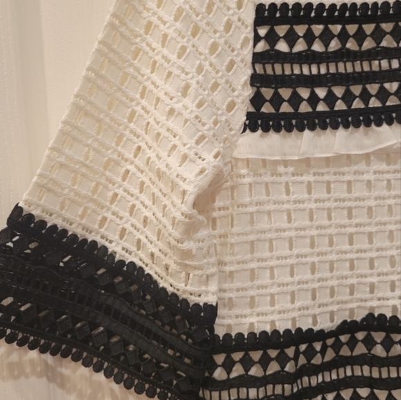 BANANA REPUBLIC EYELET TOP Size S - Picture 7 of 11